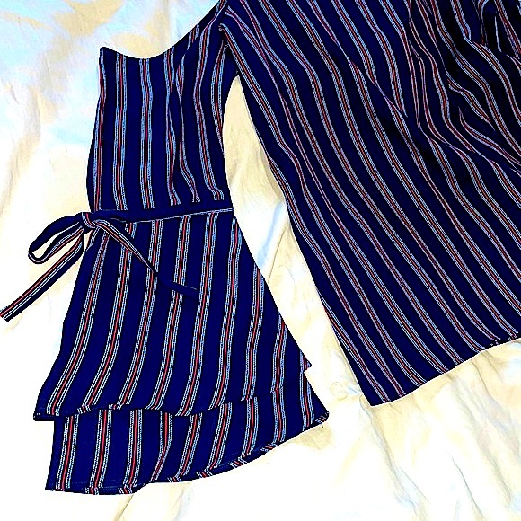 NWT MICHAEL Michael Kors Nautical Stripe Cold Shoulder Blouse Bell Sleeves XL - Picture 3 of 7